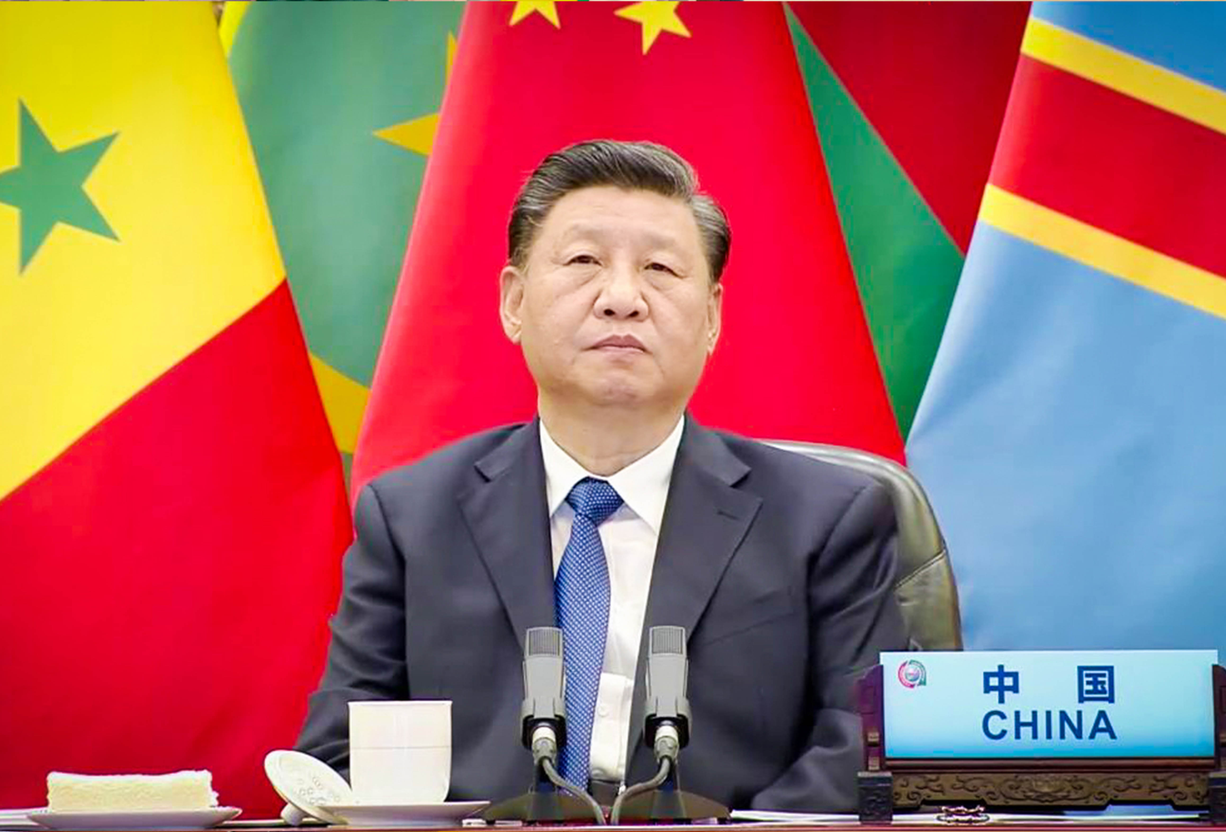 POURSUIVRE LA TRADITION DE SOLIDARITÉ  POUR CONSTRUIRE ENSEMBLE UNE COMMUNAUTÉ D’AVENIR PARTAGÉ CHINE-AFRIQUE DANS LA NOUVELLE ÈRE
